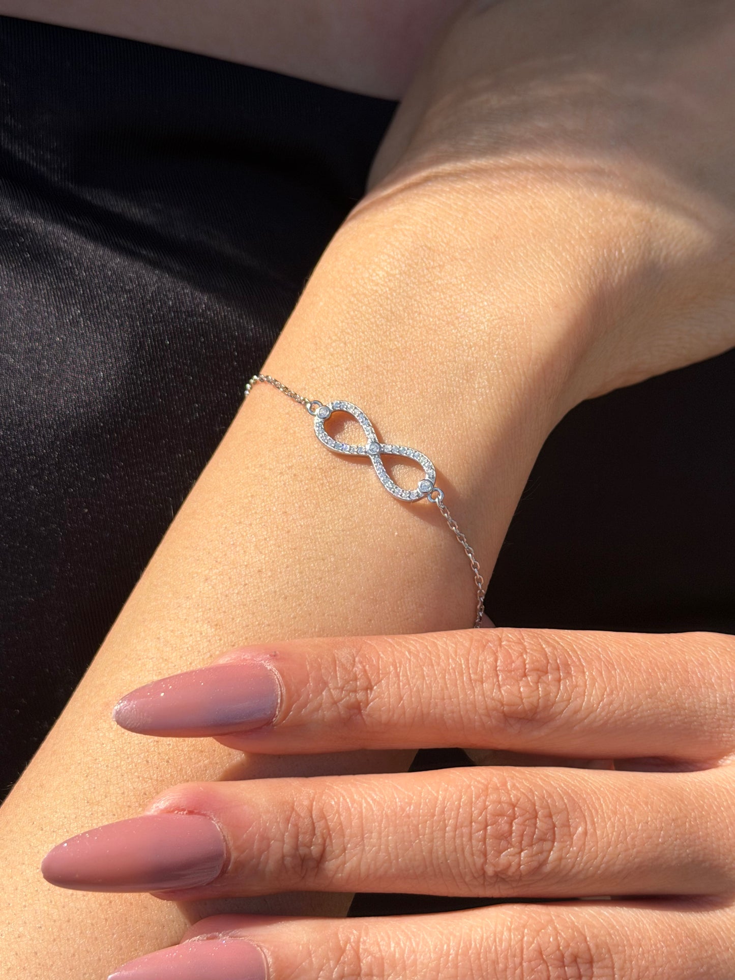 Sparkling Infinity Bracelet -in Sterling Silver -925