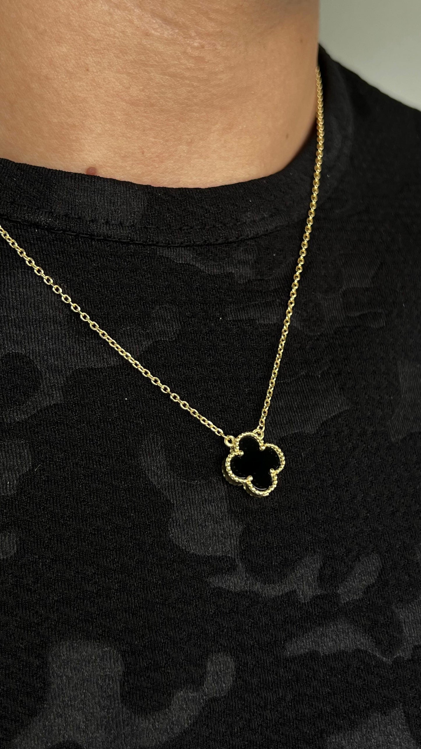 One black van cleef Necklace-Gold plated/pure silver S925