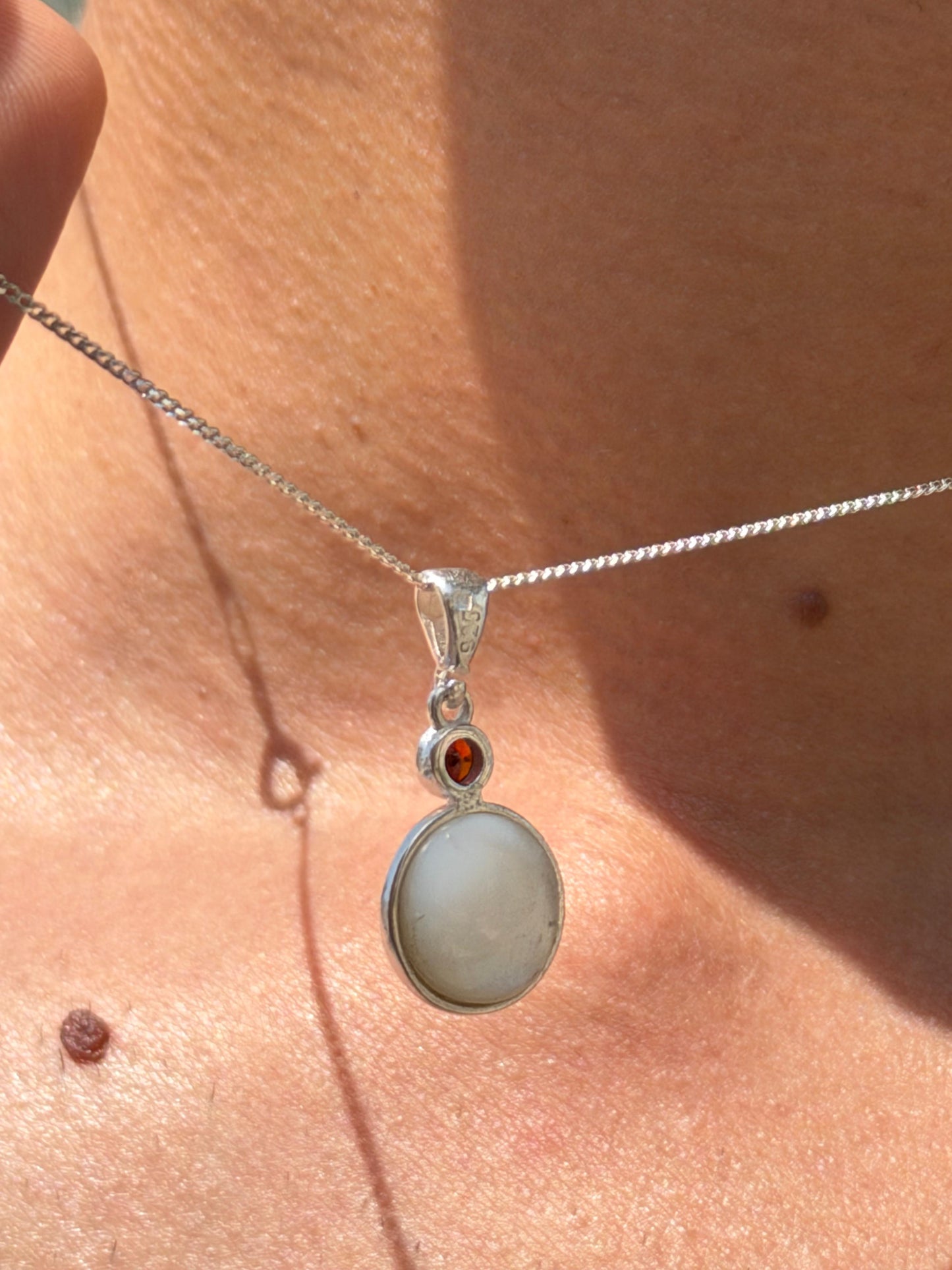 Coin Shell Necklace in Sterling Silver 925s