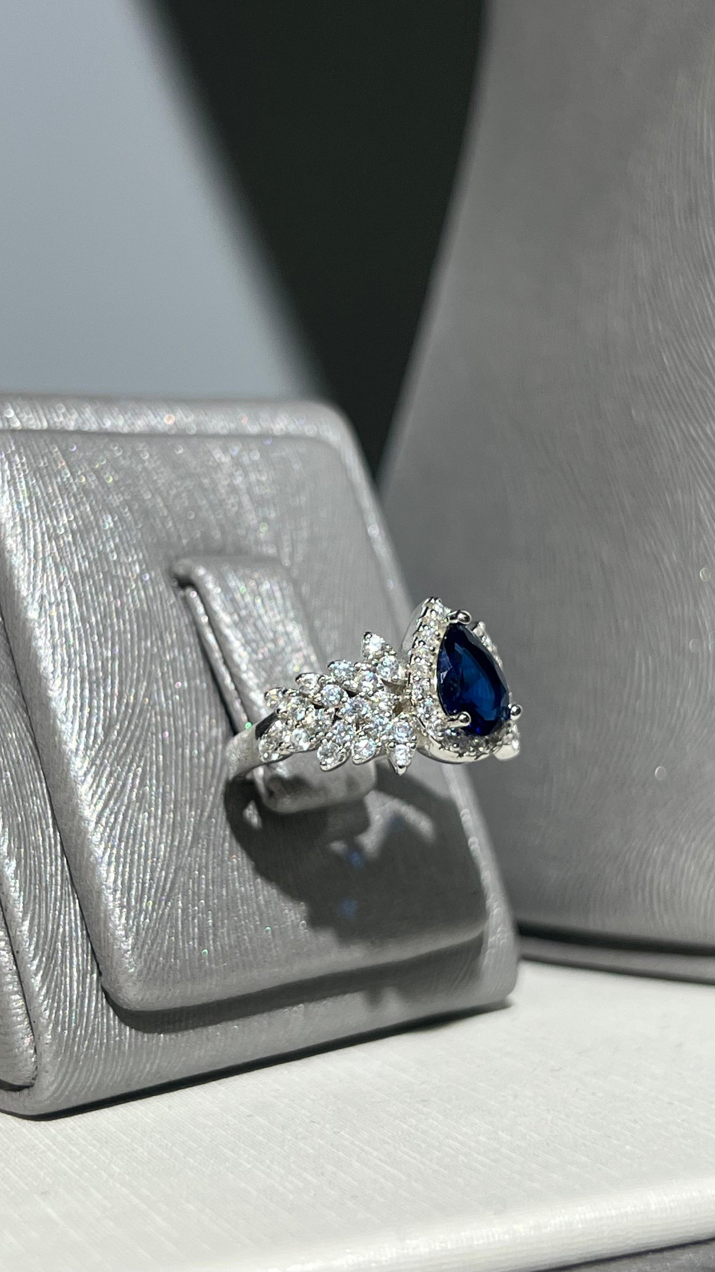 Navy Blue Tear of Elegance – in Italian Sterling Silver Set