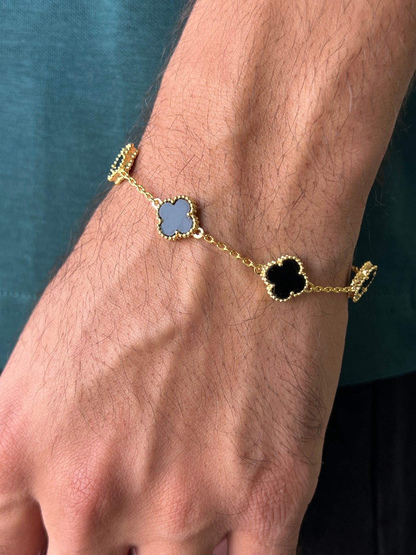 GoldPlated Medium Slim، Men’s 5 Van Cleef & Arpels Black Onyx Bracelet in Italian Silver S925