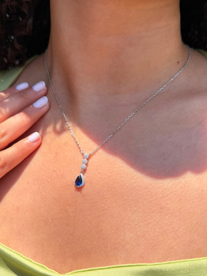 Pear-Shaped Red Stone Necklace in Sterling Silver 925s