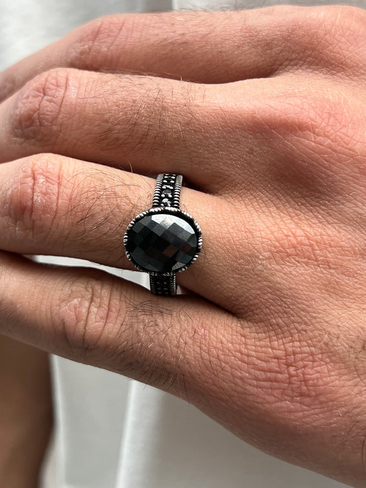 Black Center Piece Zirconia Ring for Men in Sterling Silver 925s