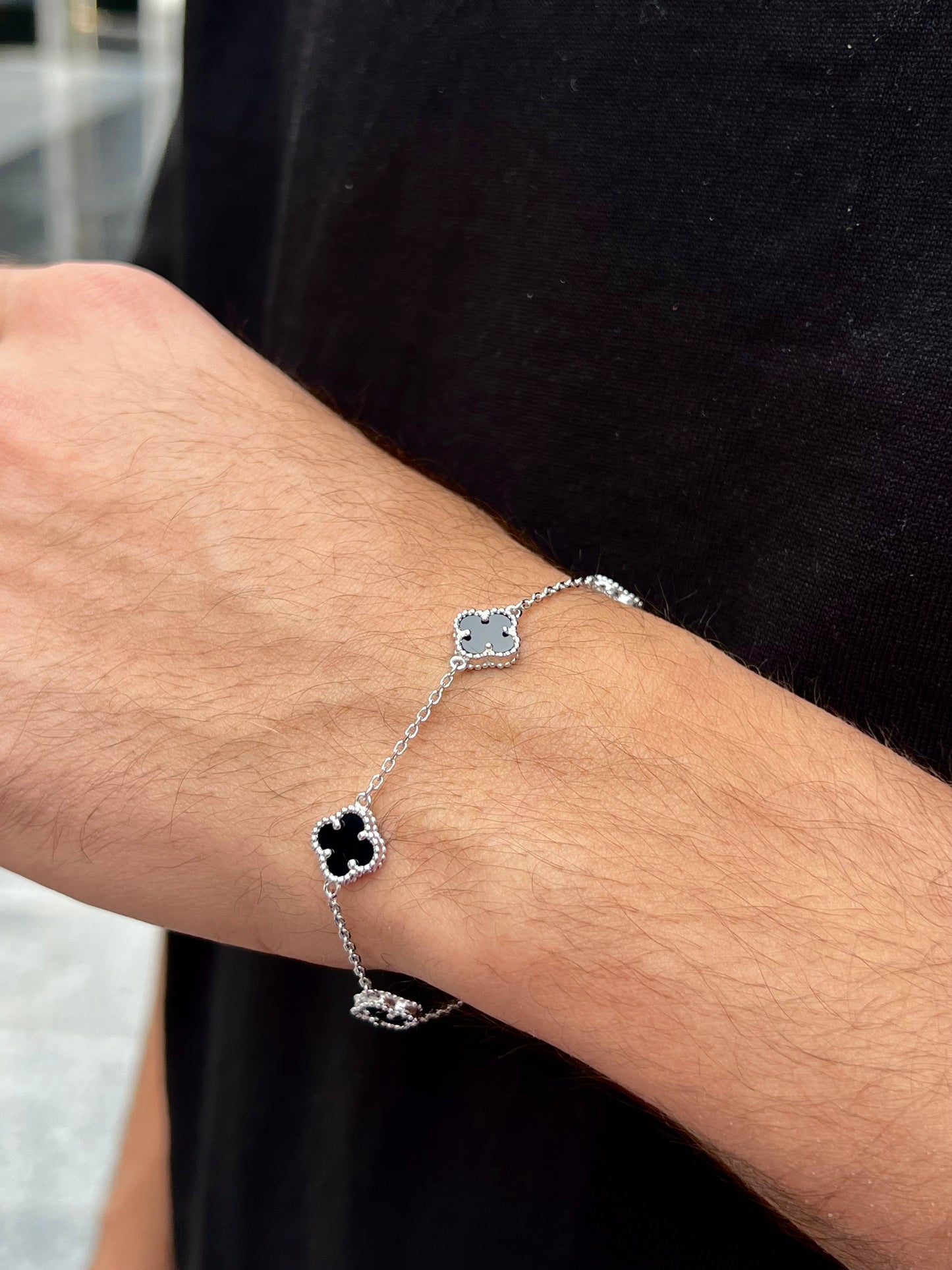 Medium Slim، Men’s 5 Van Cleef & Arpels Black Onyx Bracelet in Italian Silver S925