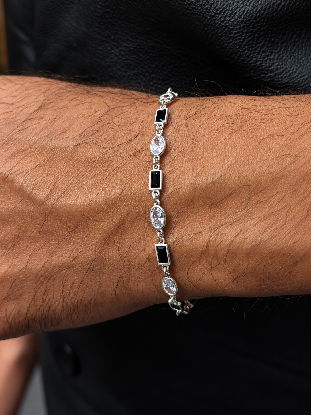 O2 Iconic ZOVA Bracelet in Sterling Silver925