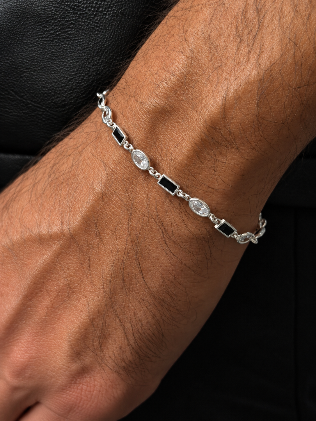 O2 Iconic ZOVA Bracelet in Sterling Silver925