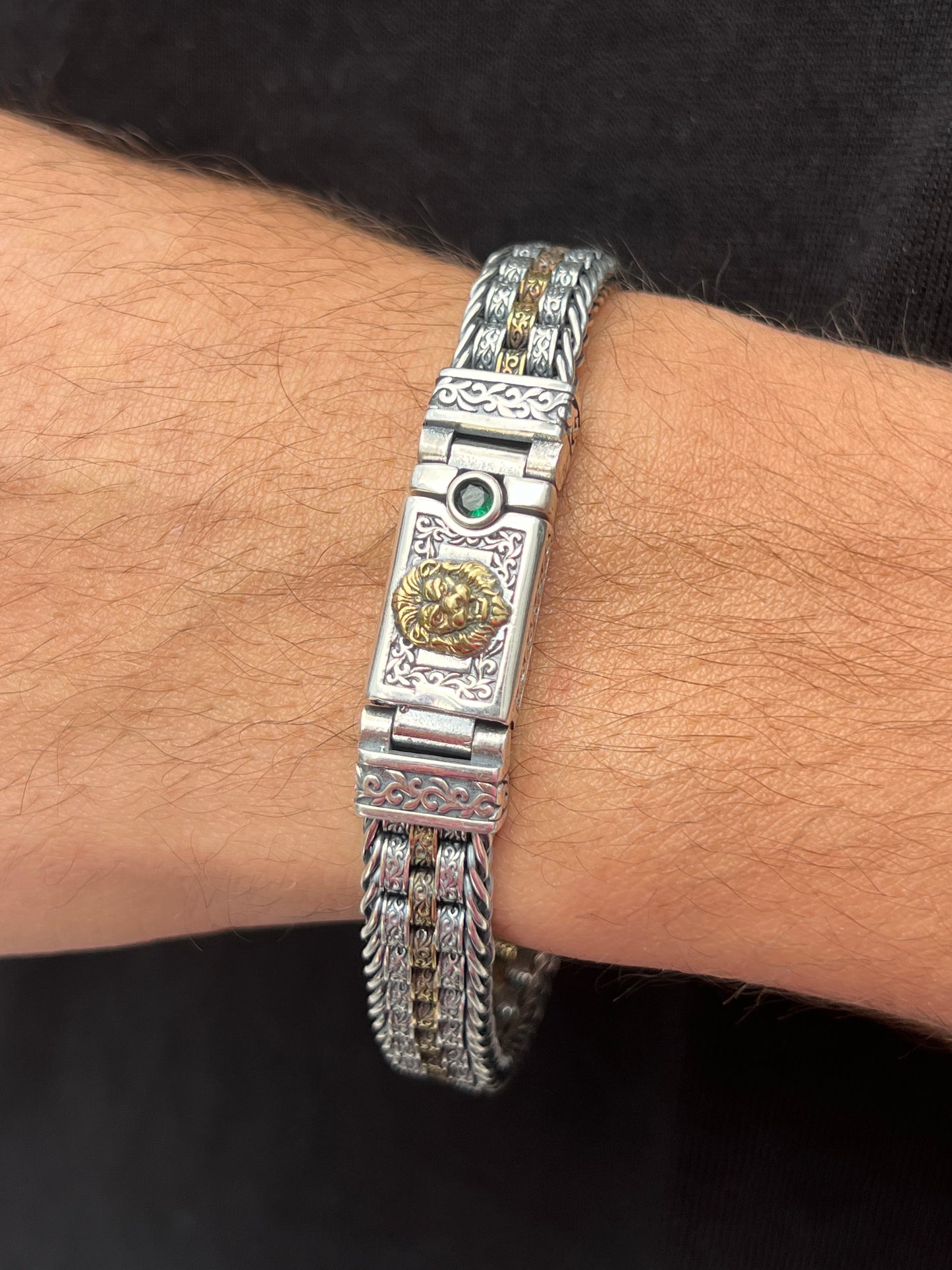 Emerald eyes King lion head bracelet for men 925s