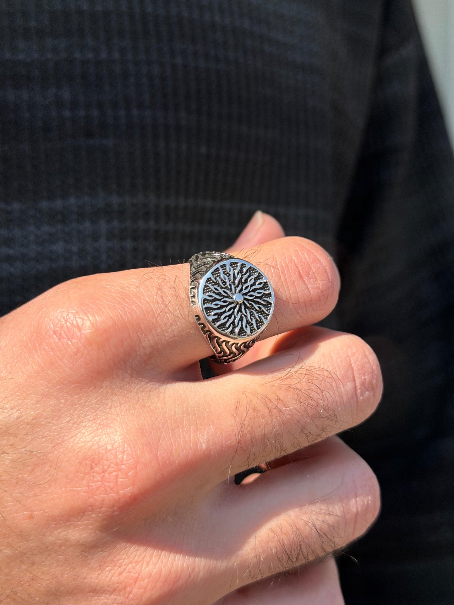 Dot Engraved Ring for Men in Sterling Silver 925s