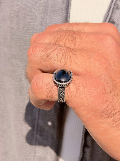 Nero Signet Ring in Sterling Silver 925s