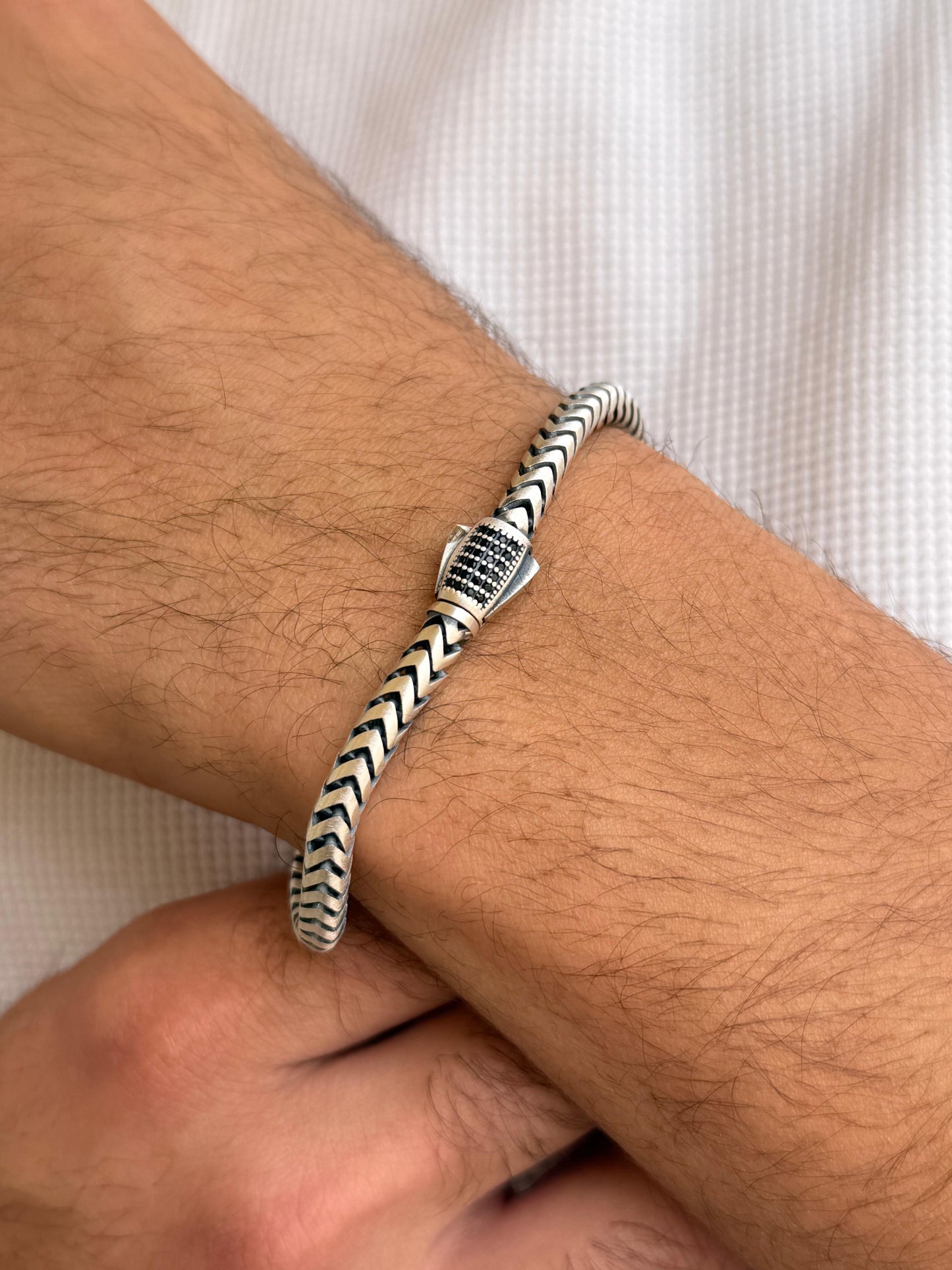 V-Arrow Bracelet for Men's Sterling Silver 925s 21cm-5mm