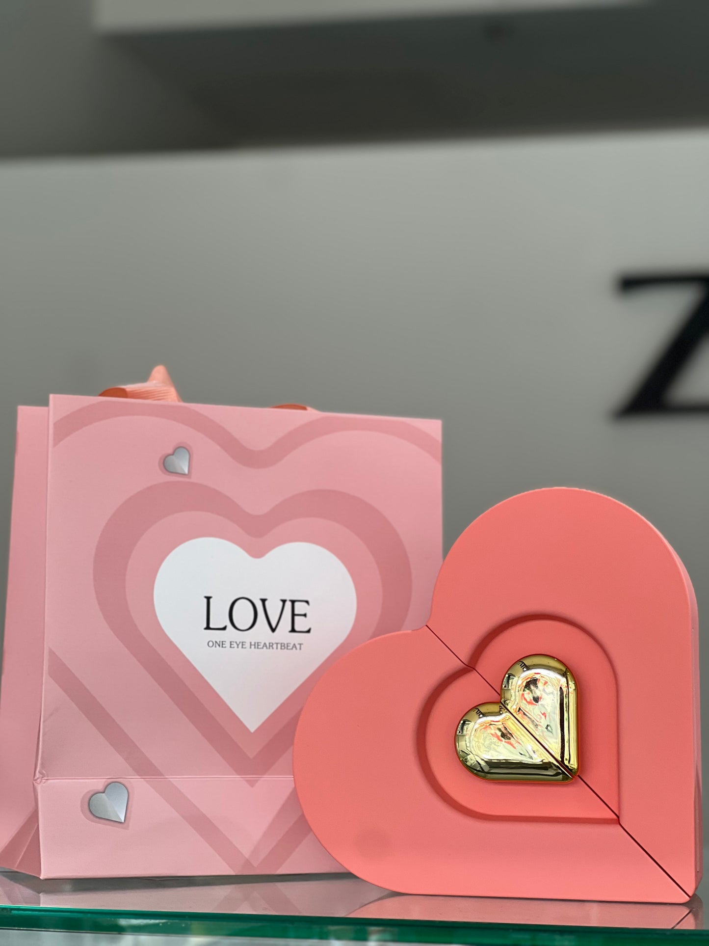 Pink Lovely Heart Valentine’s Box
