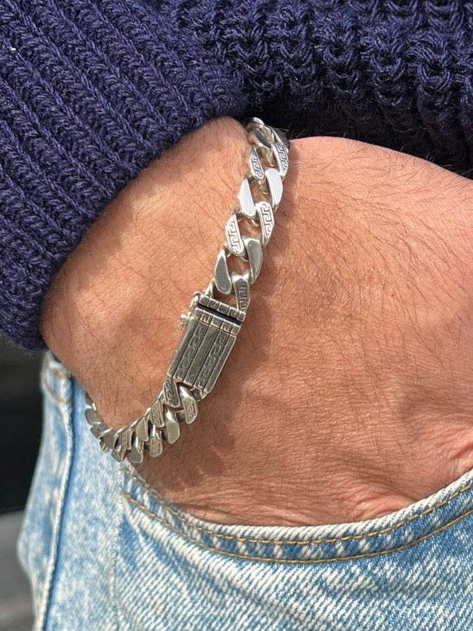 Versace Grommet Bracelet-Pure Silver.925(22.5cm-10mm)