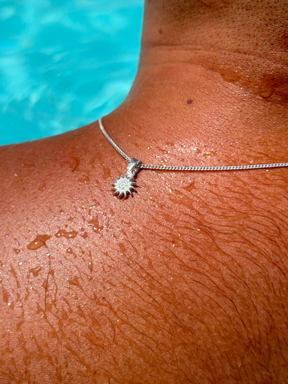 White Sun Necklace in Sterling Silver 925s