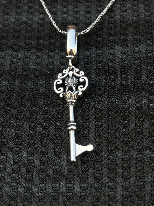 Monarch Key Pendant – S925 Silver-4.5cm