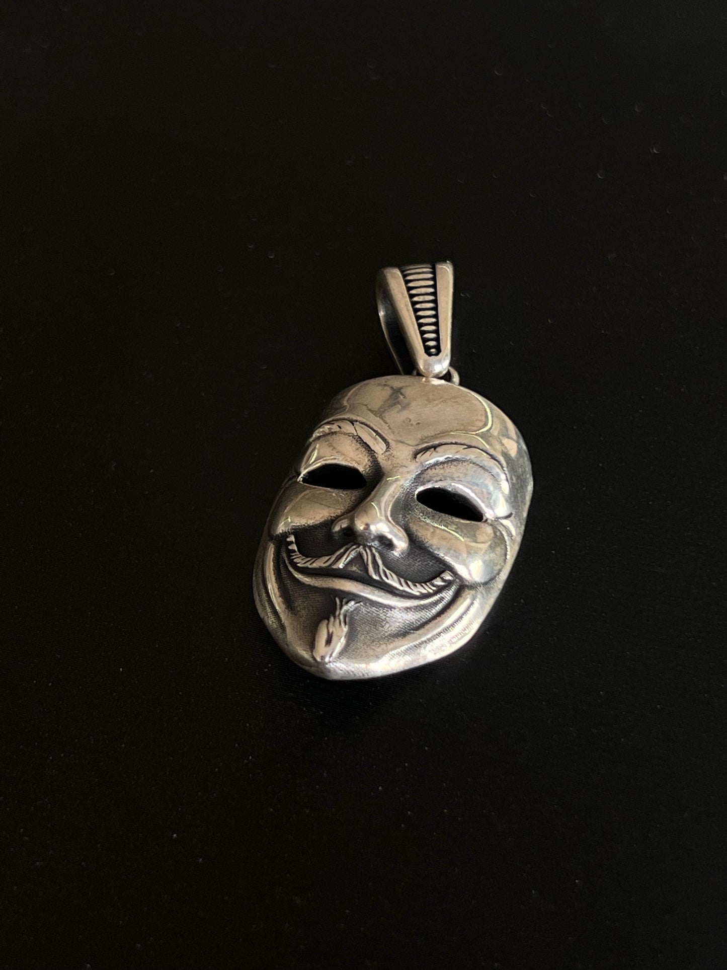 Vendetta mask Pendant – S925 Silver-3.5cm