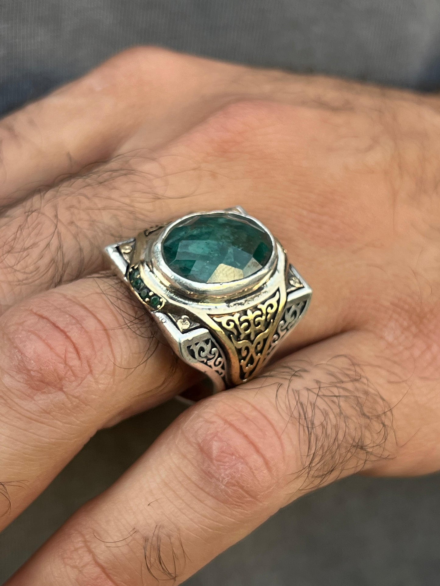 Sultan Natural Emerald Ring -for Men's Sterling Silver 925s