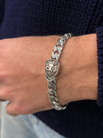 The Iconic Lion Lock Bracelet for Men's Sterling Silver 925s-21.5cm