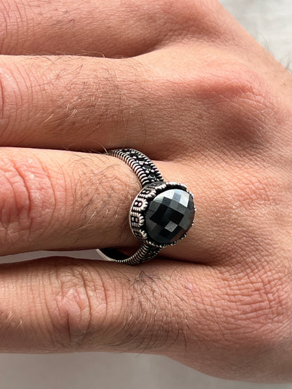 Black Center Piece Zirconia Ring for Men in Sterling Silver 925s
