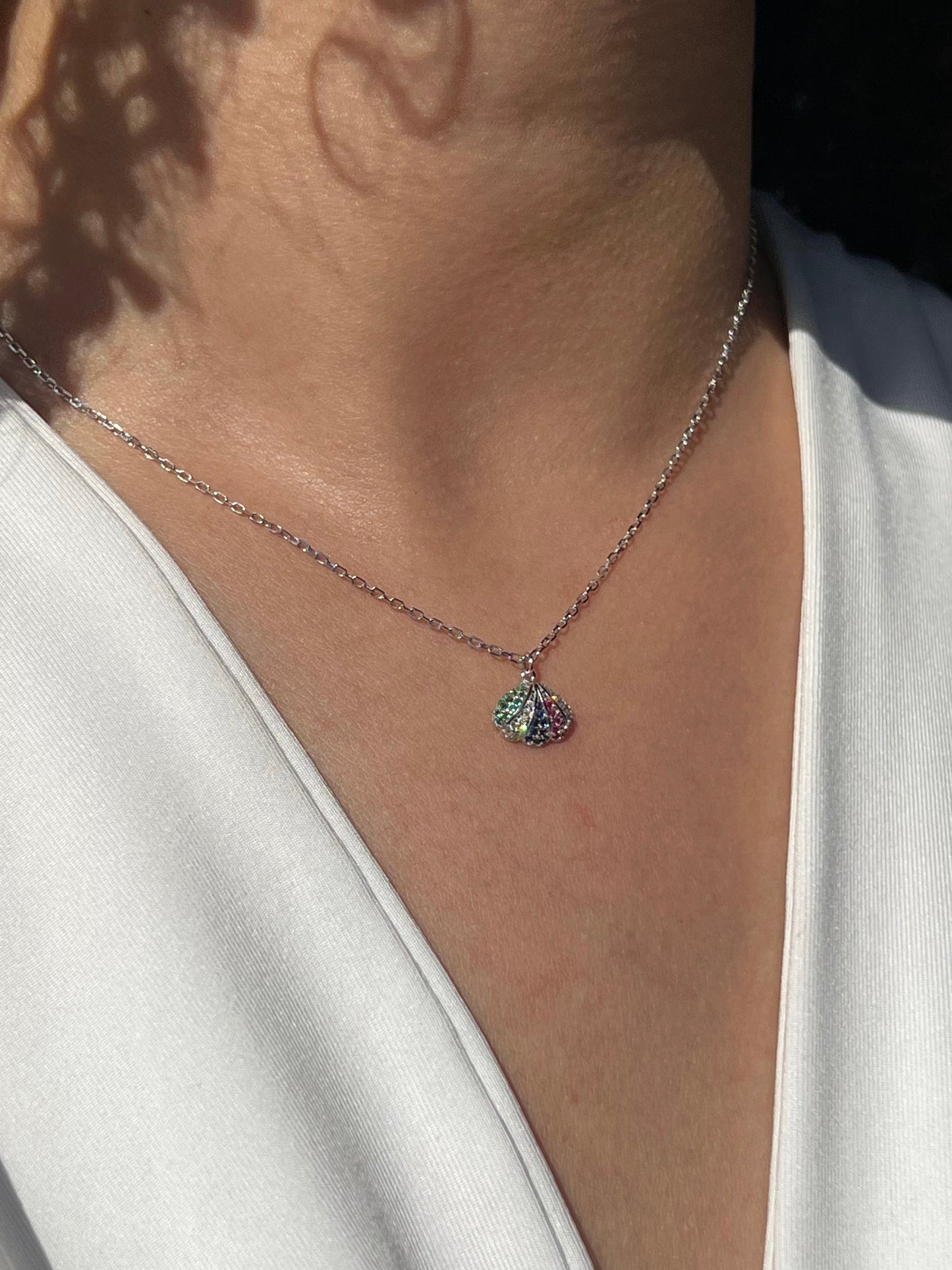 Magic Shell Necklace in Sterling Silver 925s
