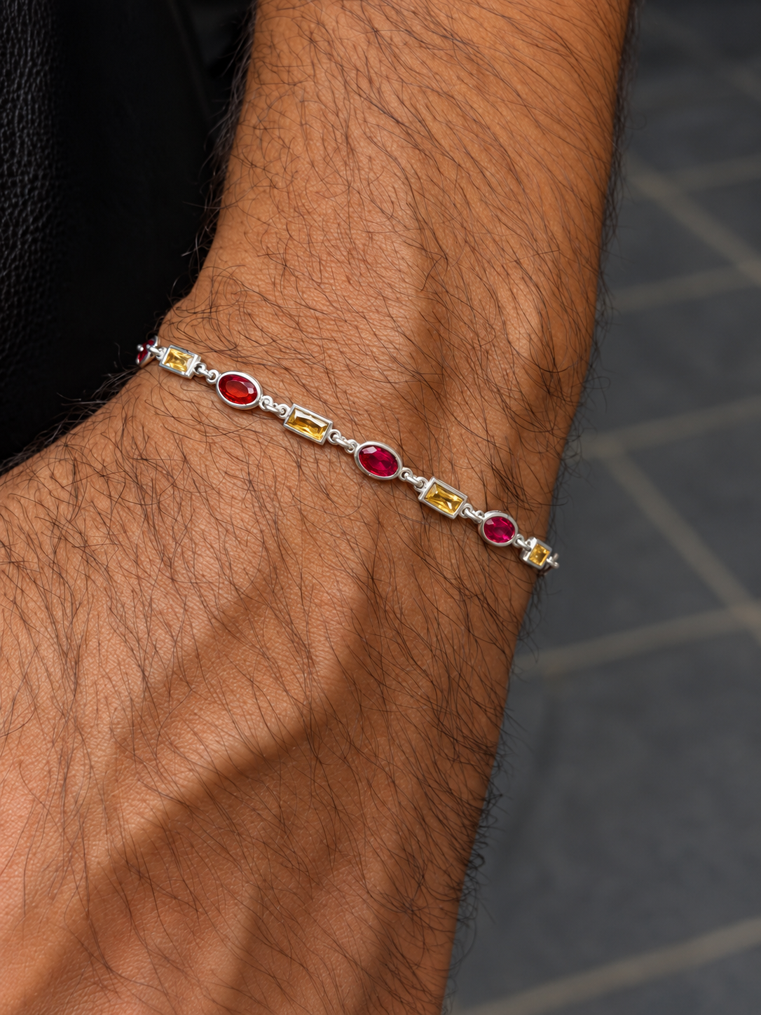 O5 Iconic ZOVA Bracelet in Sterling Silver925