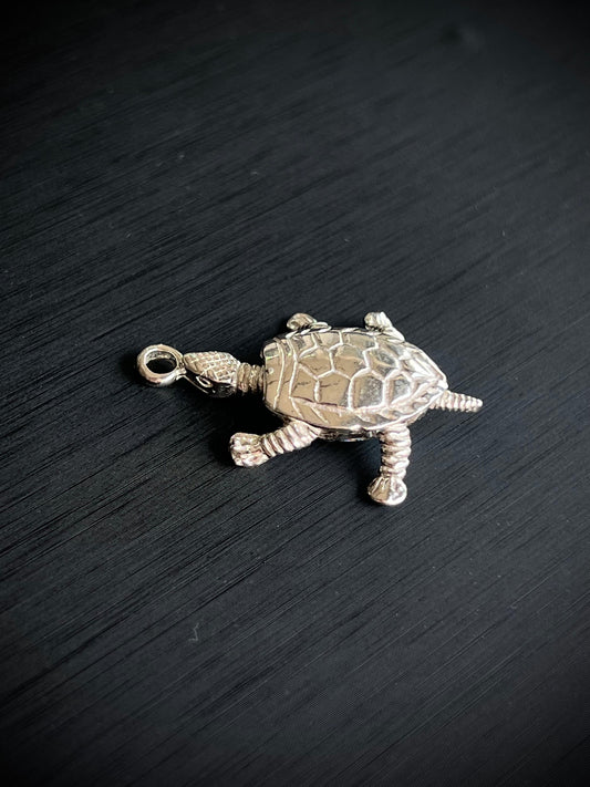 Turtle Pendant – S925 Silver-3.5cm