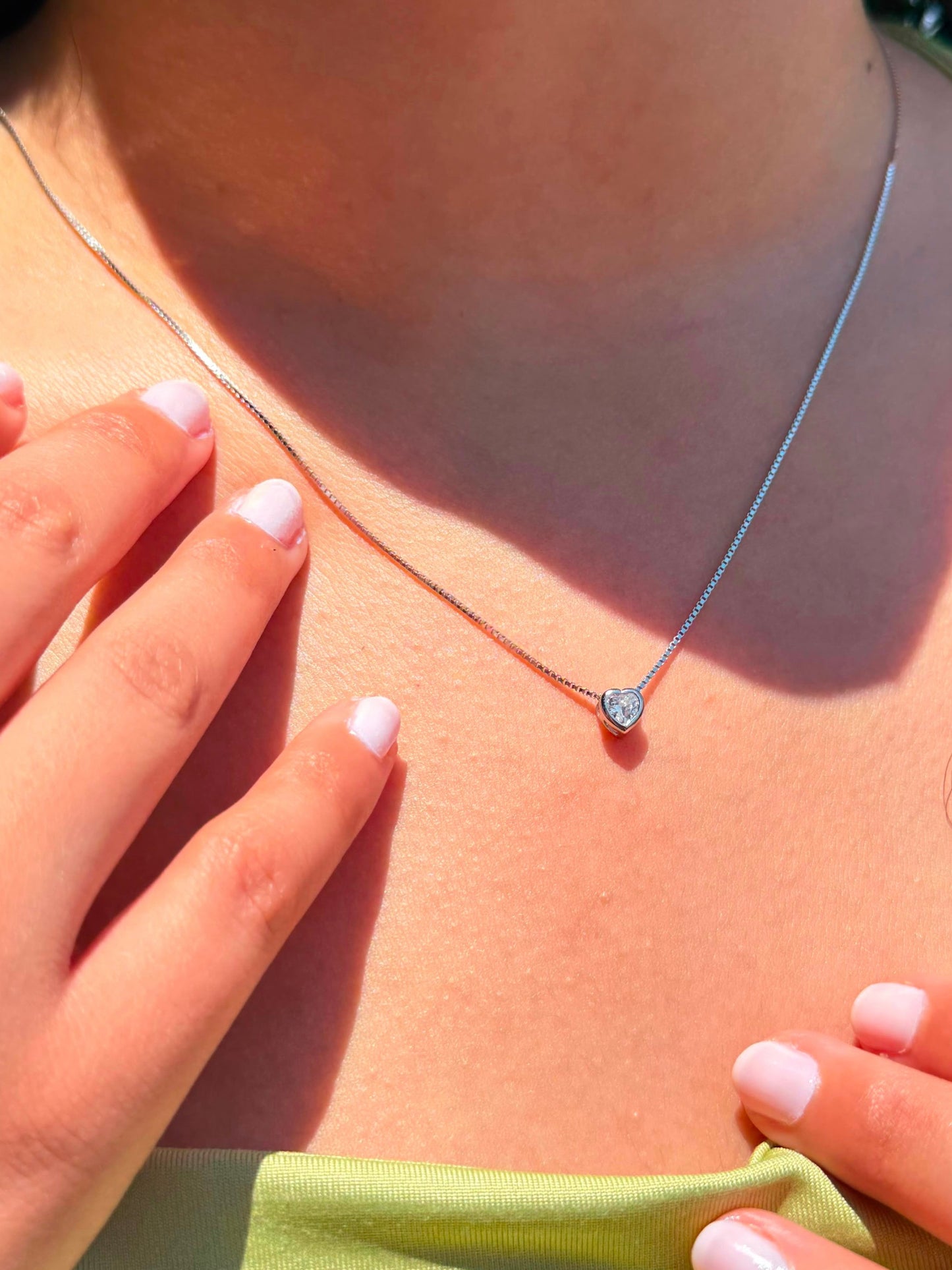 Heart glow Necklace in Sterling Silver 925s