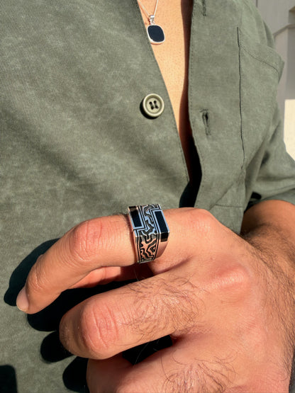 Noir Maze Ring in Sterling Silver 925s