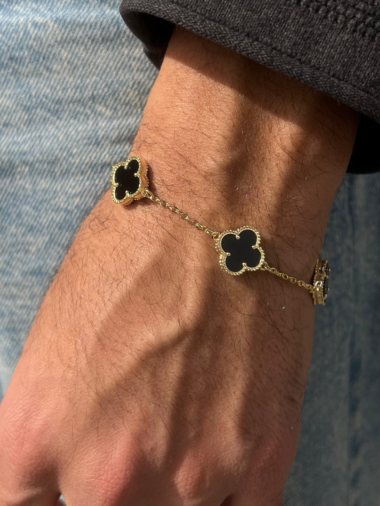 Fine Gold Plated Men’s 3 V.Clover & Arpels Black Onyx Bracelet in Italian Silver S925