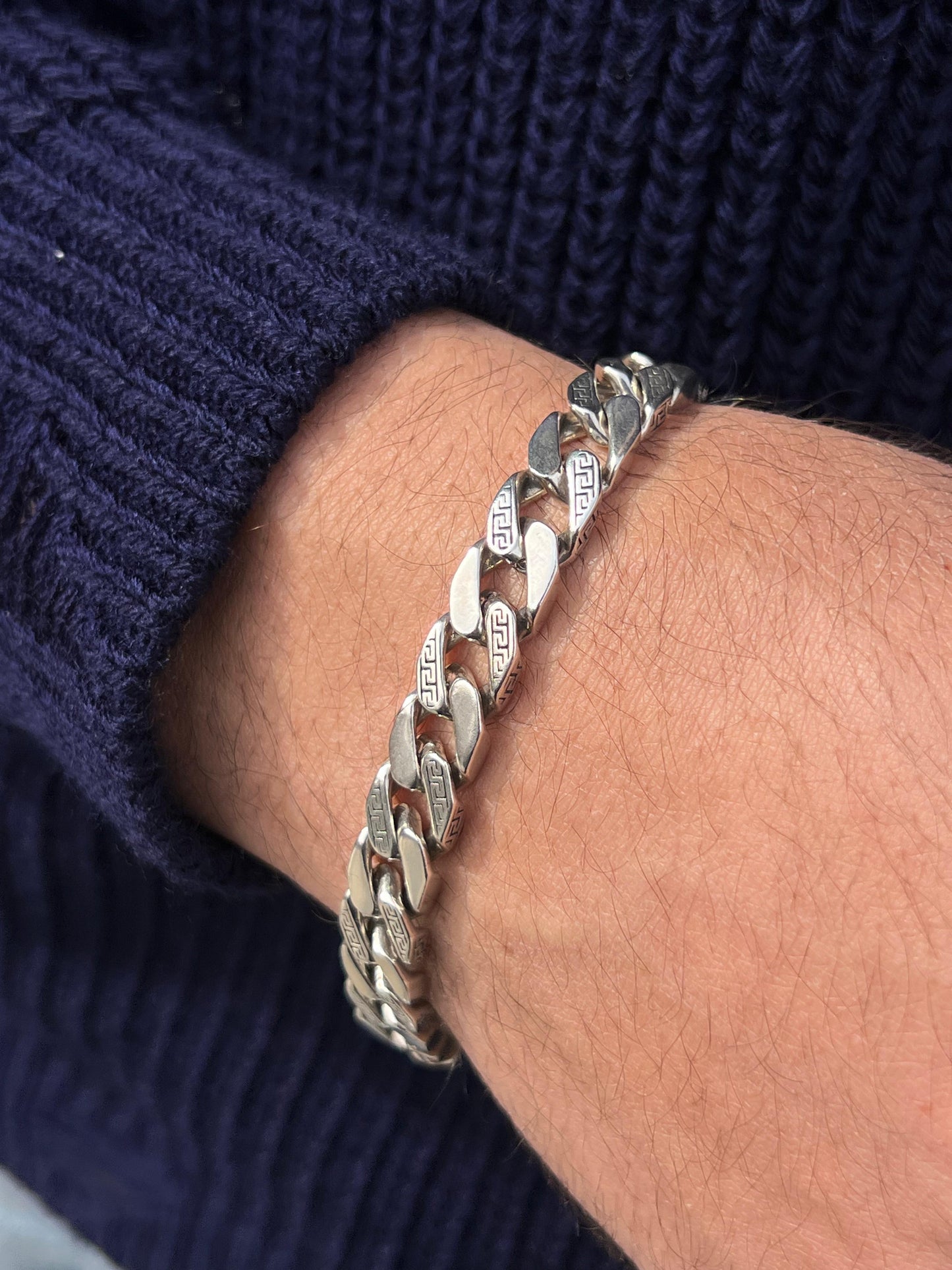 Versace Grommet Bracelet-Pure Silver.925(22.5cm-10mm)