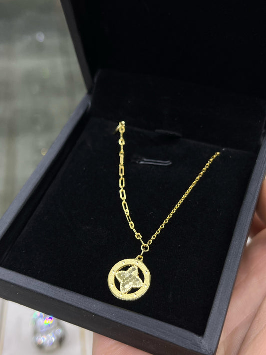 Gold plated Star Medallion Necklace -sterling Silver-925s