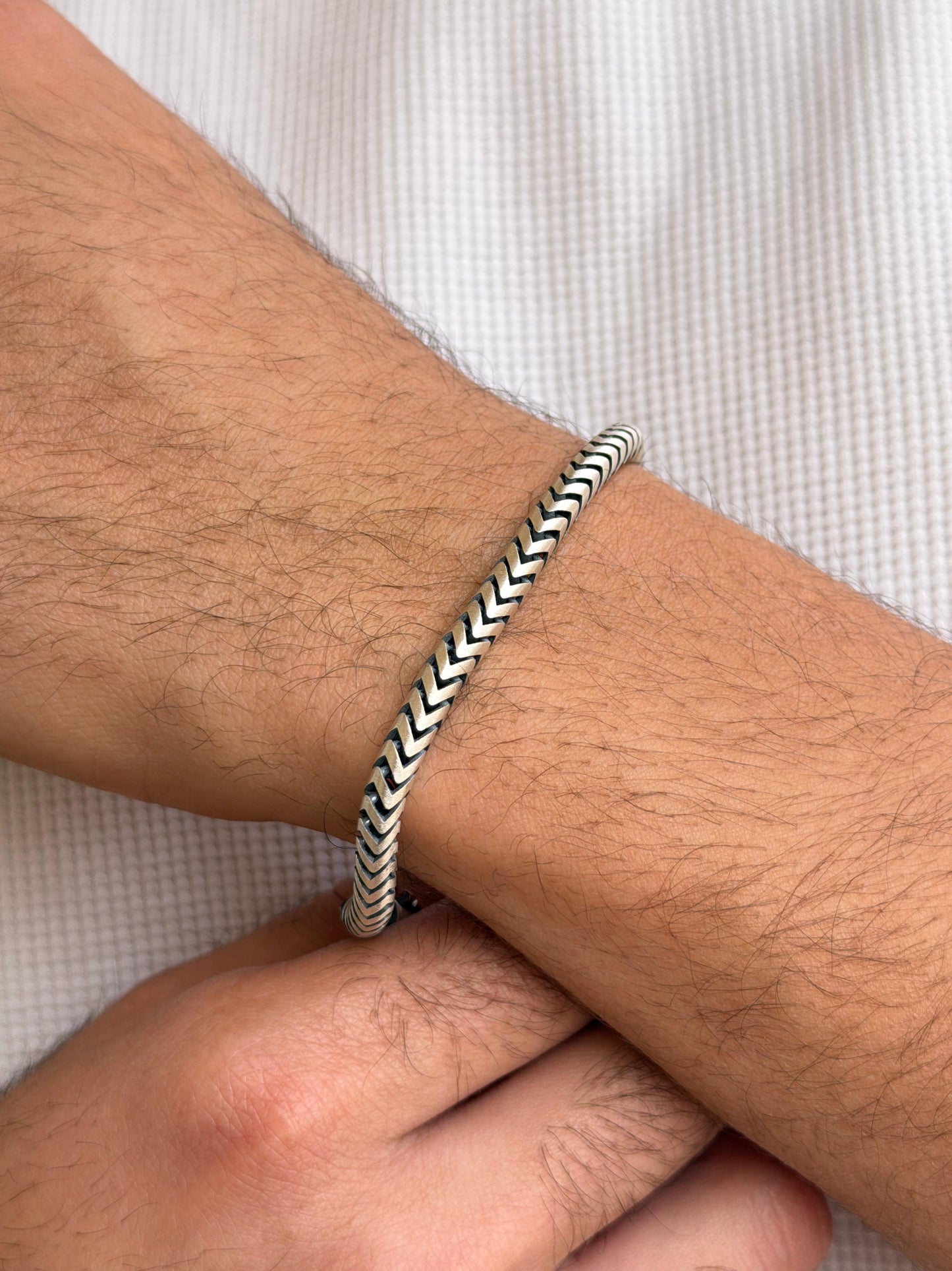 V-Arrow Bracelet for Men's Sterling Silver 925s 21cm-5mm