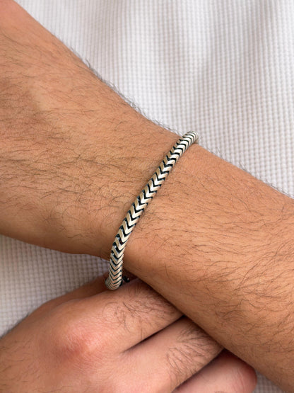 V-Arrow Bracelet for Men's Sterling Silver 925s 21cm-5mm