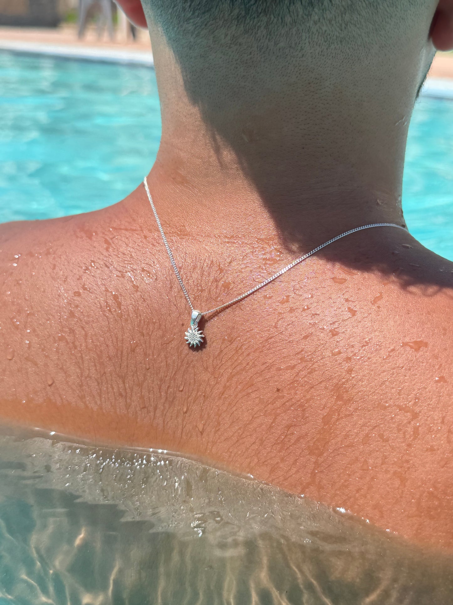 White Sun Necklace in Sterling Silver 925s