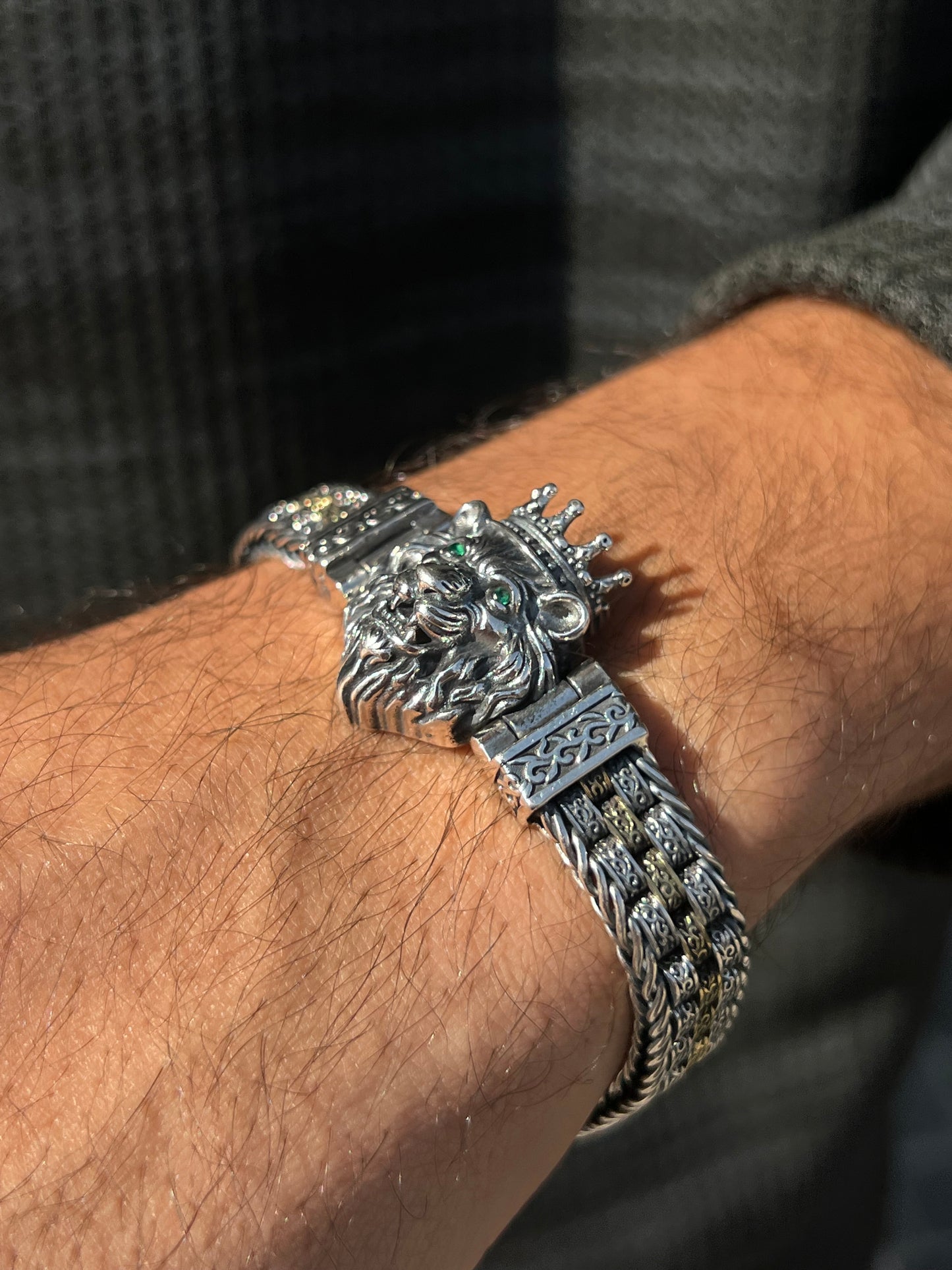 Emerald eyes King lion head bracelet for men 925s