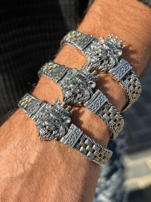 Emerald eyes King lion head bracelet for men 925s