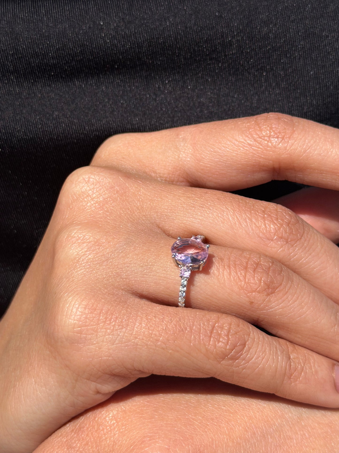 Royal Petal Ring in Sterling Silver -925