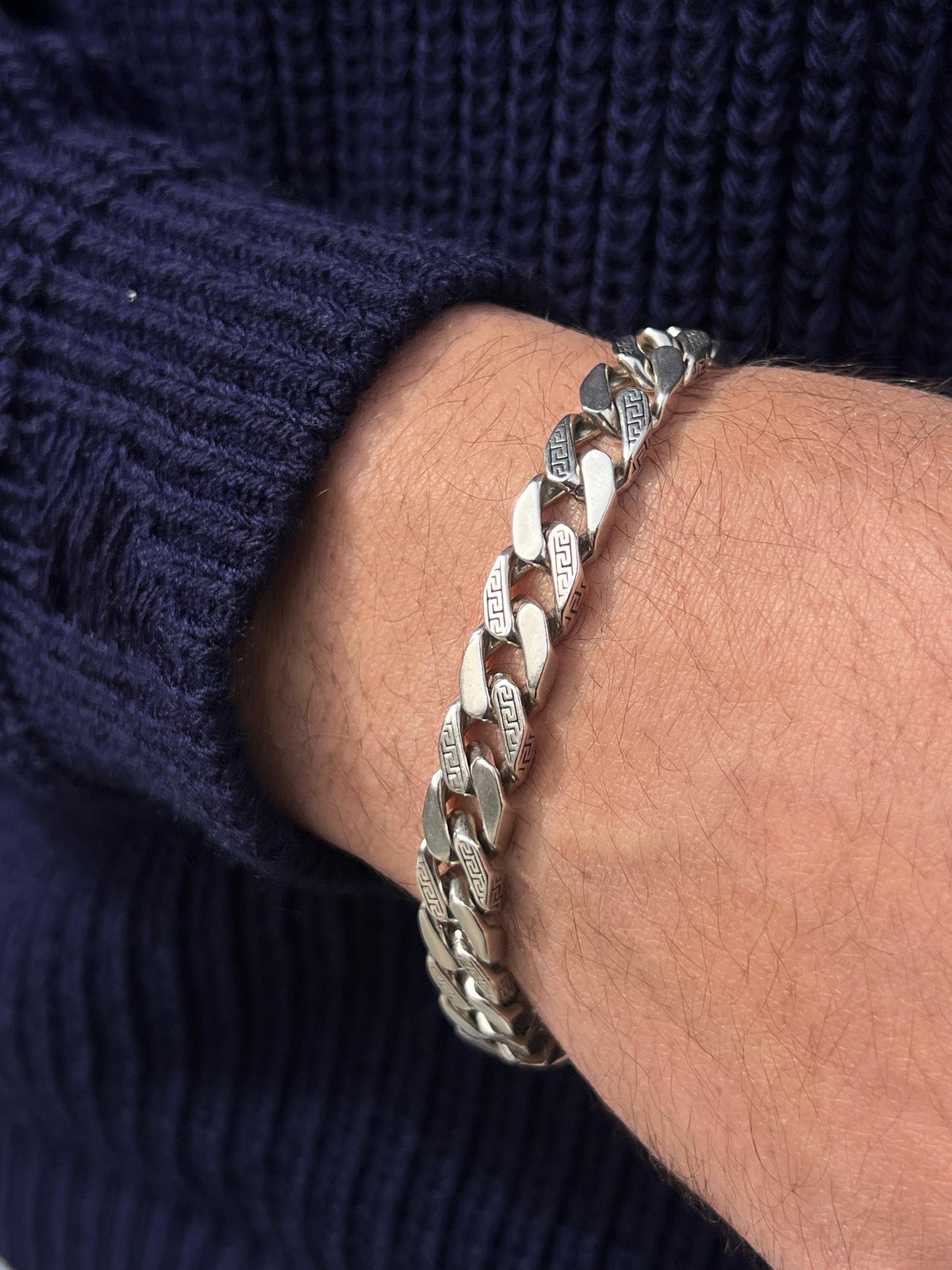 Versace Grommet Bracelet-Pure Silver.925(22.5cm-10mm)