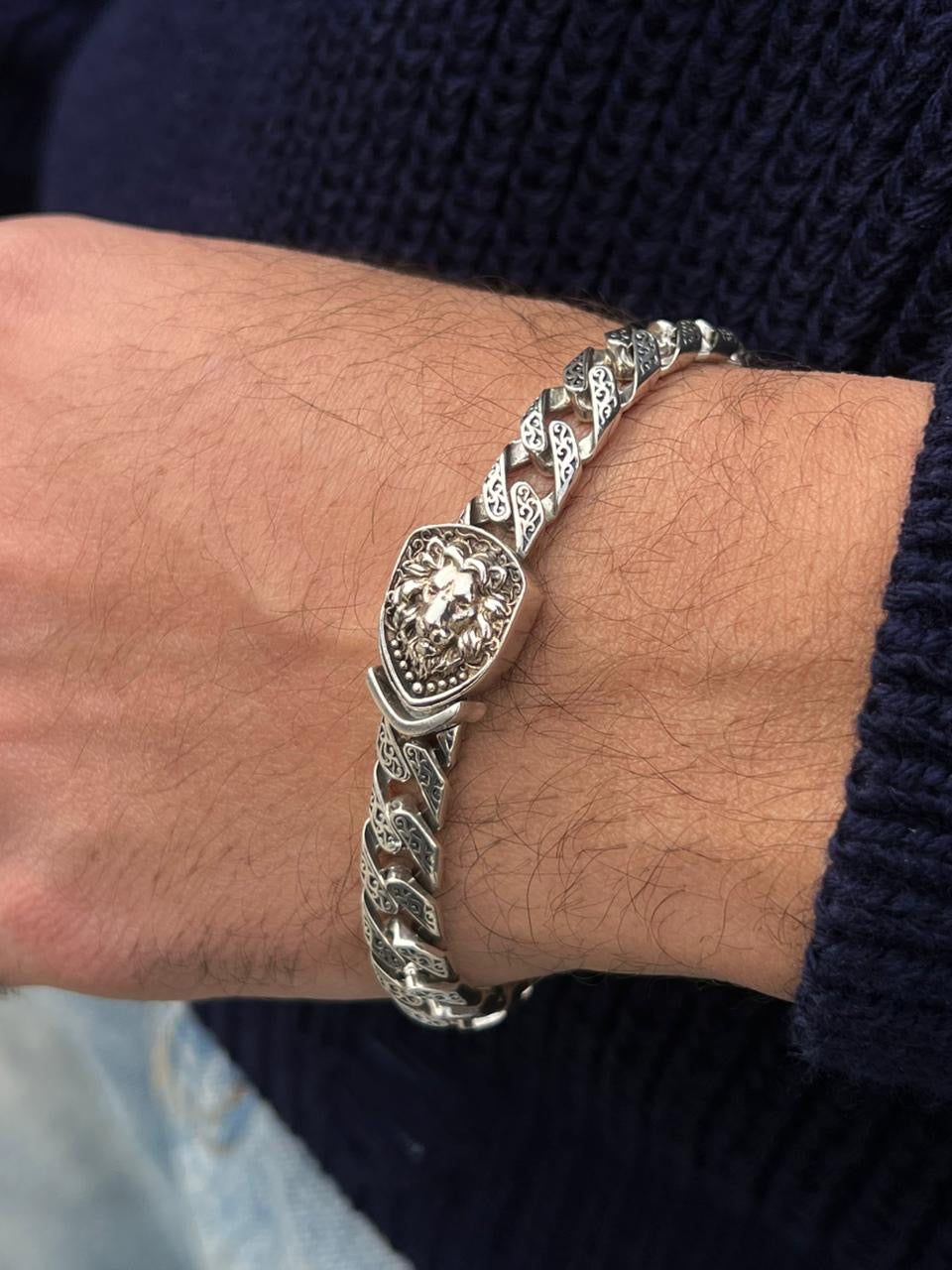 The Iconic Lion Lock Bracelet for Men's Sterling Silver 925s-21.5cm