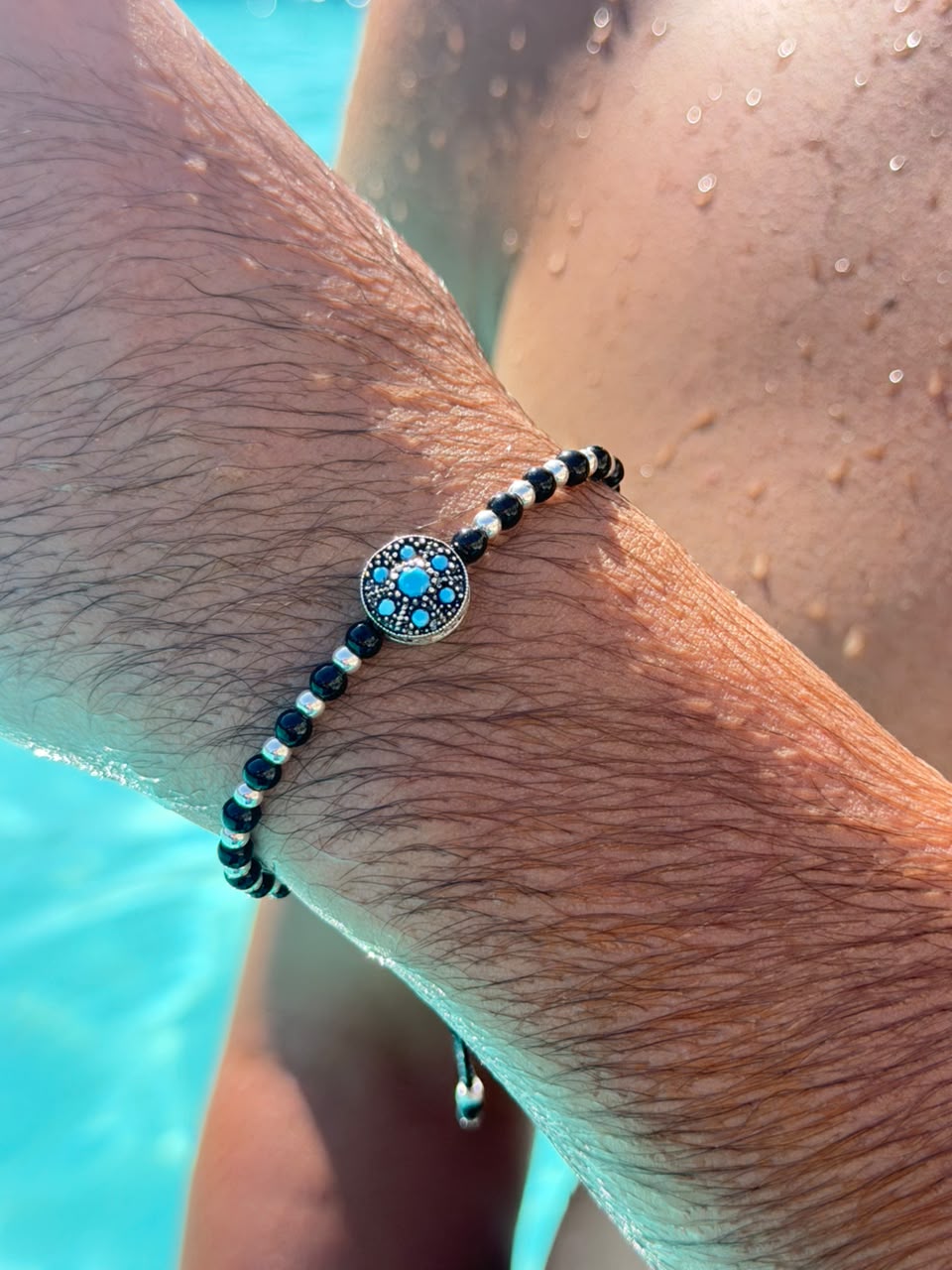 Azure crest + Silver Beads Adjustable Macramé Bracelet
