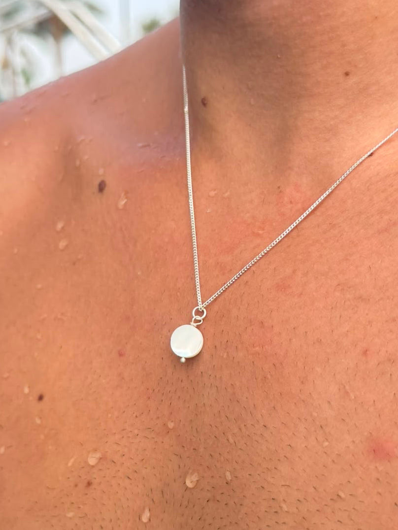 Round Shell Necklace Sterling Silver 925s