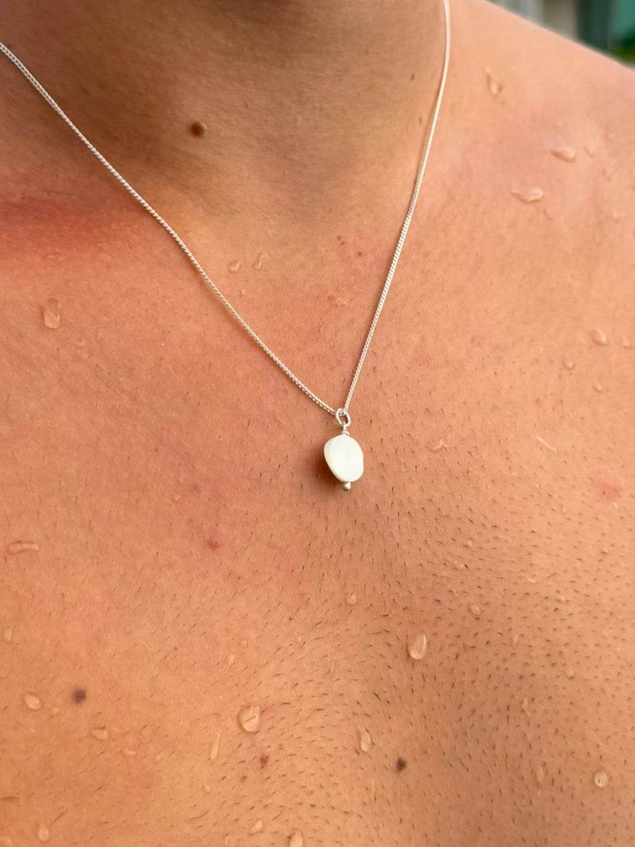 Round Shell Necklace Sterling Silver 925s