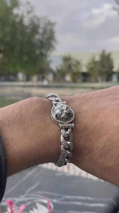 Double Head Versace-Rotating Tiger head bracelet for men925s